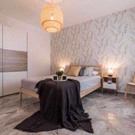 Apartamento Tranquilo En Pleno Centro Con Garaje Huelva Buitenkant foto